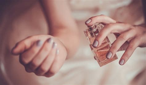 benefit parfum|why do people like perfume.